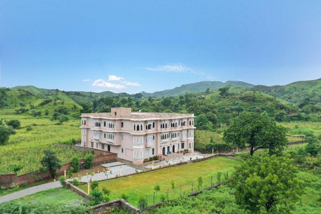 Jag Aravali Resort Udaipur By Naina Staycation - Best For Corporate Events - Family Resort - Swimming Pool - Gardens Exterior foto