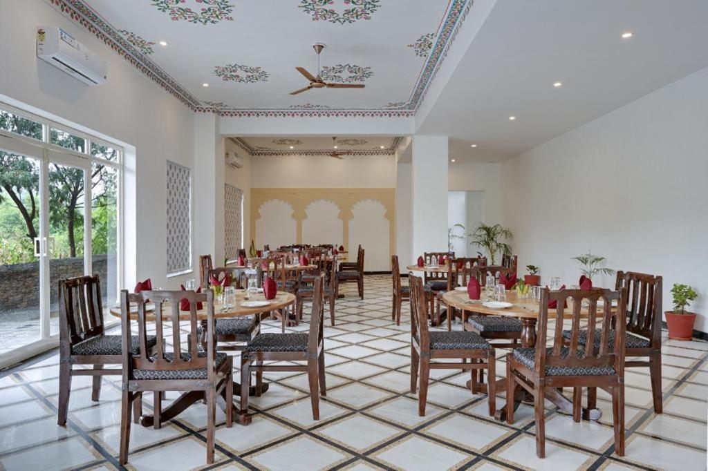 Jag Aravali Resort Udaipur By Naina Staycation - Best For Corporate Events - Family Resort - Swimming Pool - Gardens Exterior foto