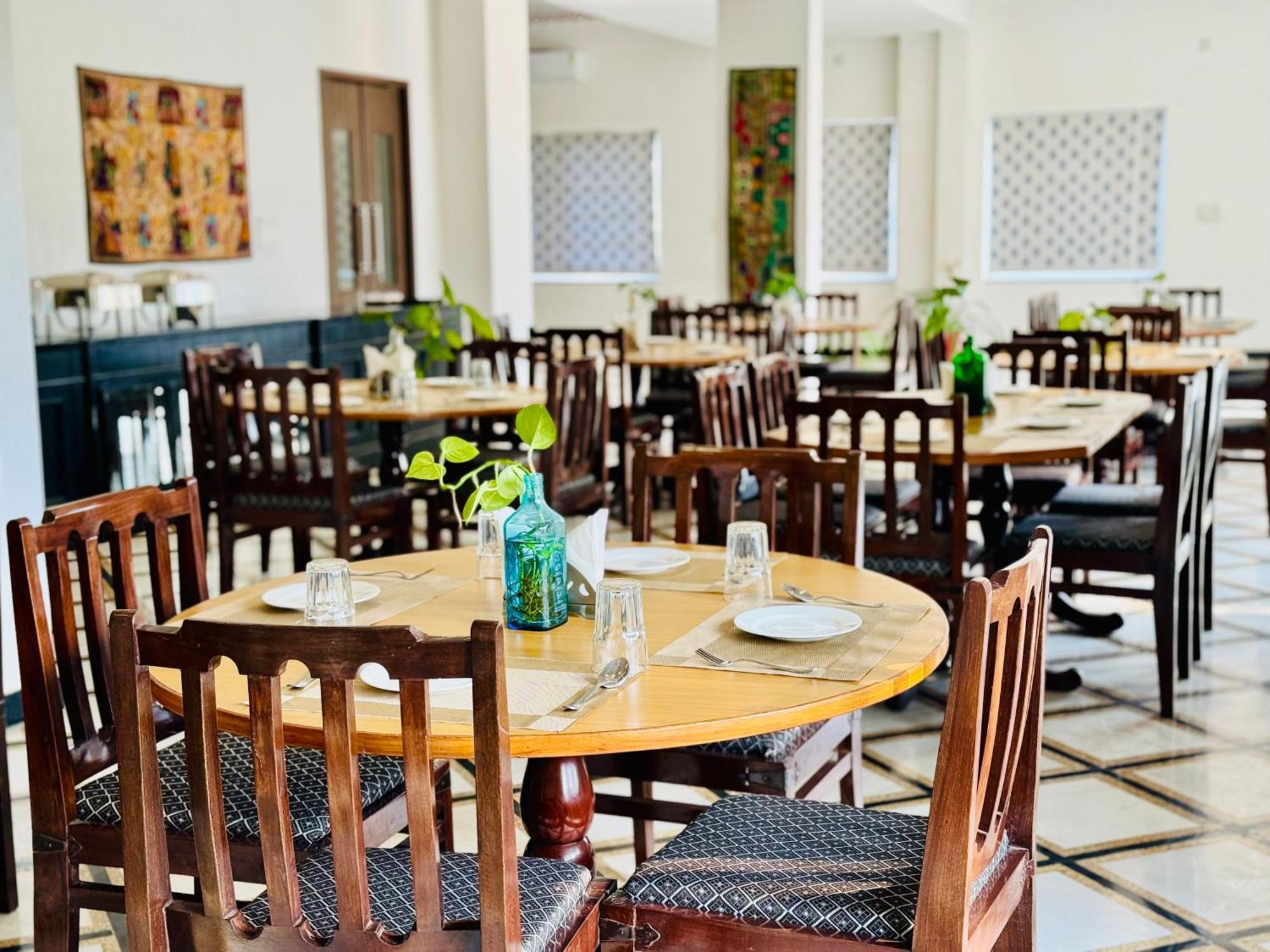Jag Aravali Resort Udaipur By Naina Staycation - Best For Corporate Events - Family Resort - Swimming Pool - Gardens Exterior foto
